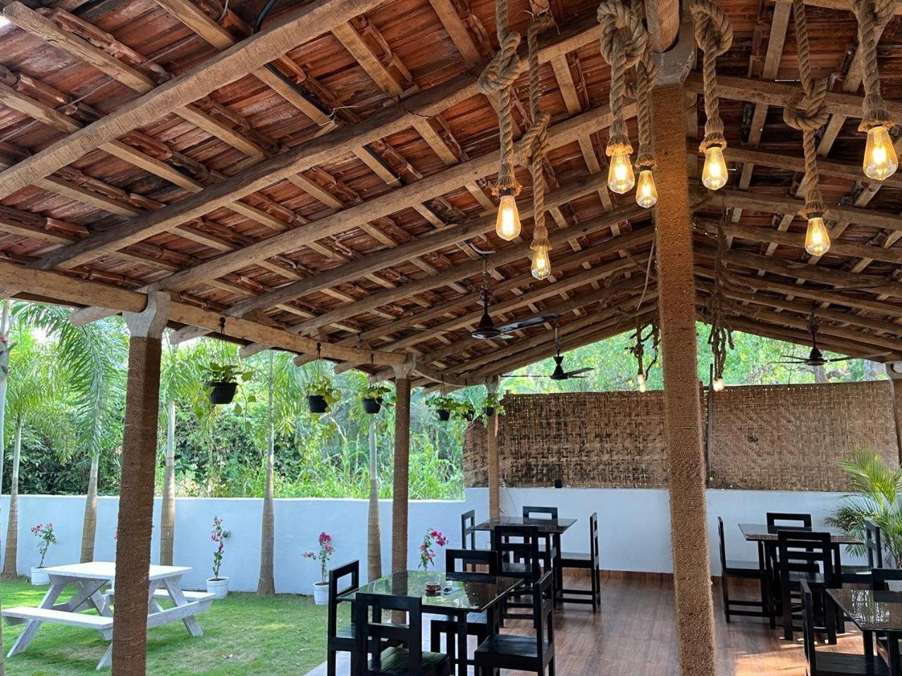 14 Magic Pods Hotel Morjim Luaran gambar